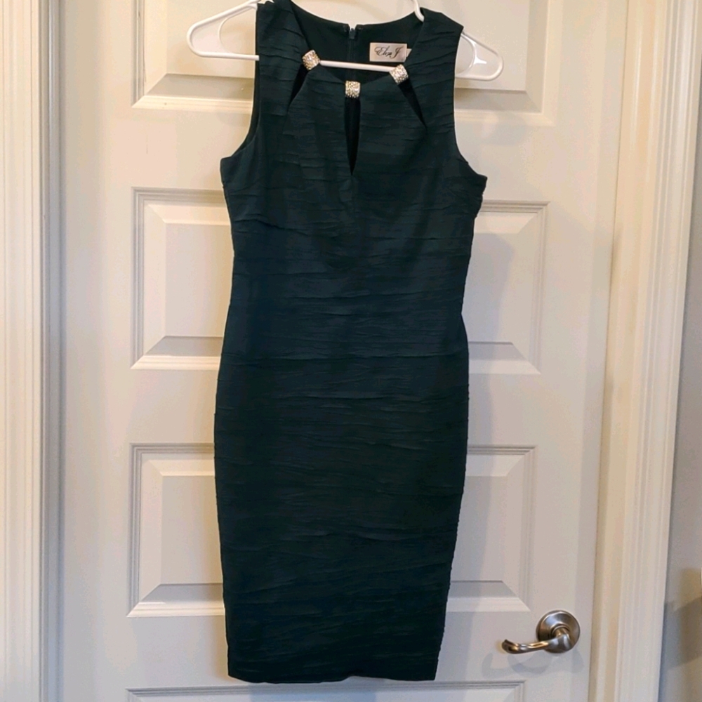 Deep Emerald Crepe Diamond Collar w/cutout Dress